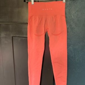 Coral leggings